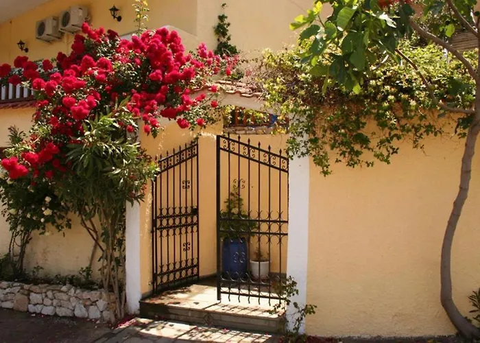 Ena-lia Apartament *