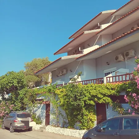 Ena-lia Апартаменты *